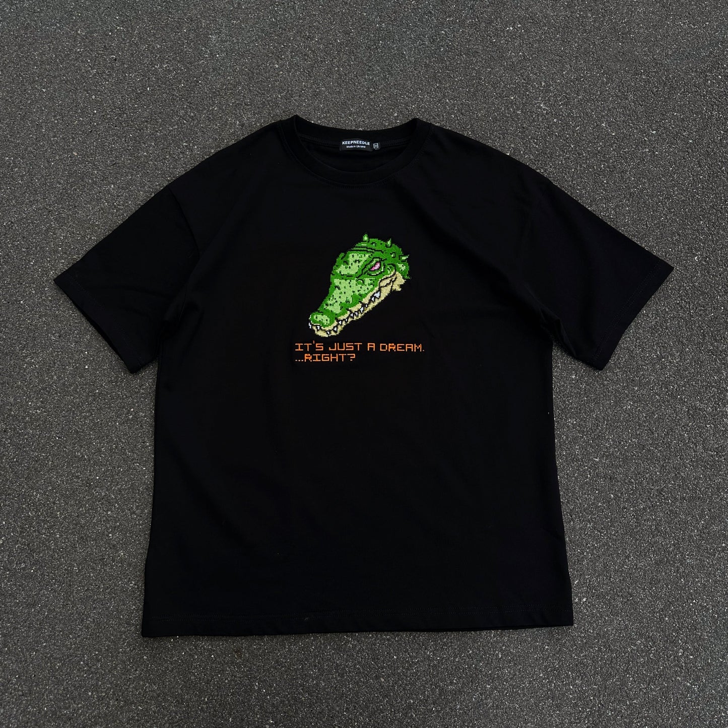 Jones tee
