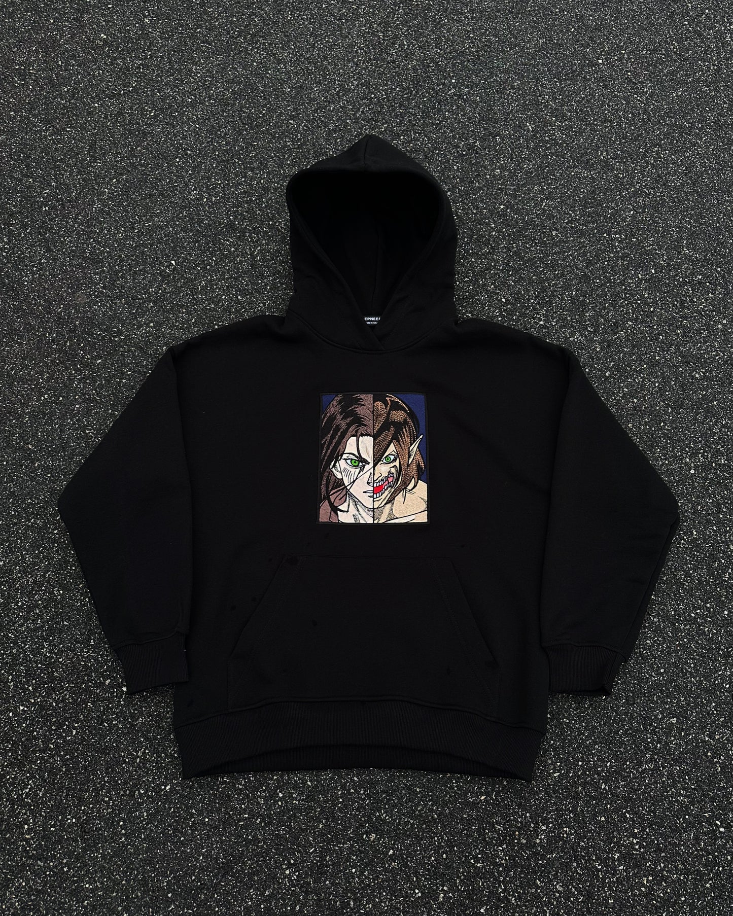 TITAN HOODIE