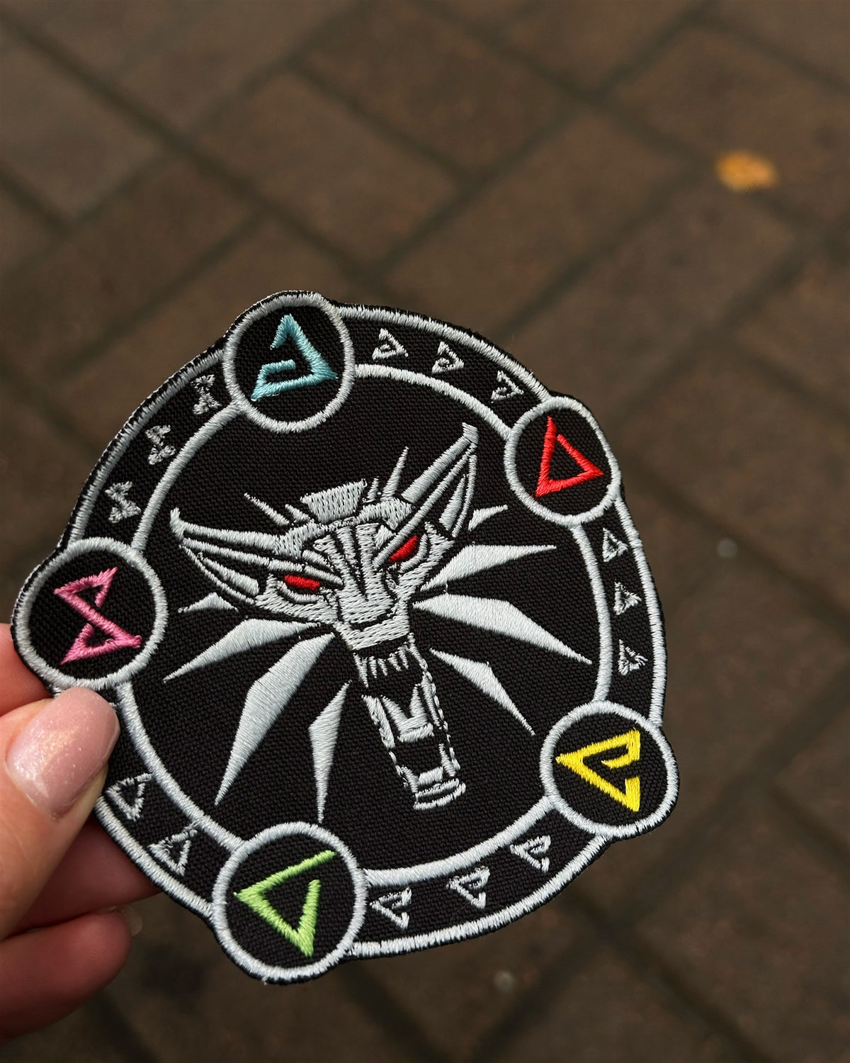 Wolf School Medallion Embroidered Patch – The Witcher