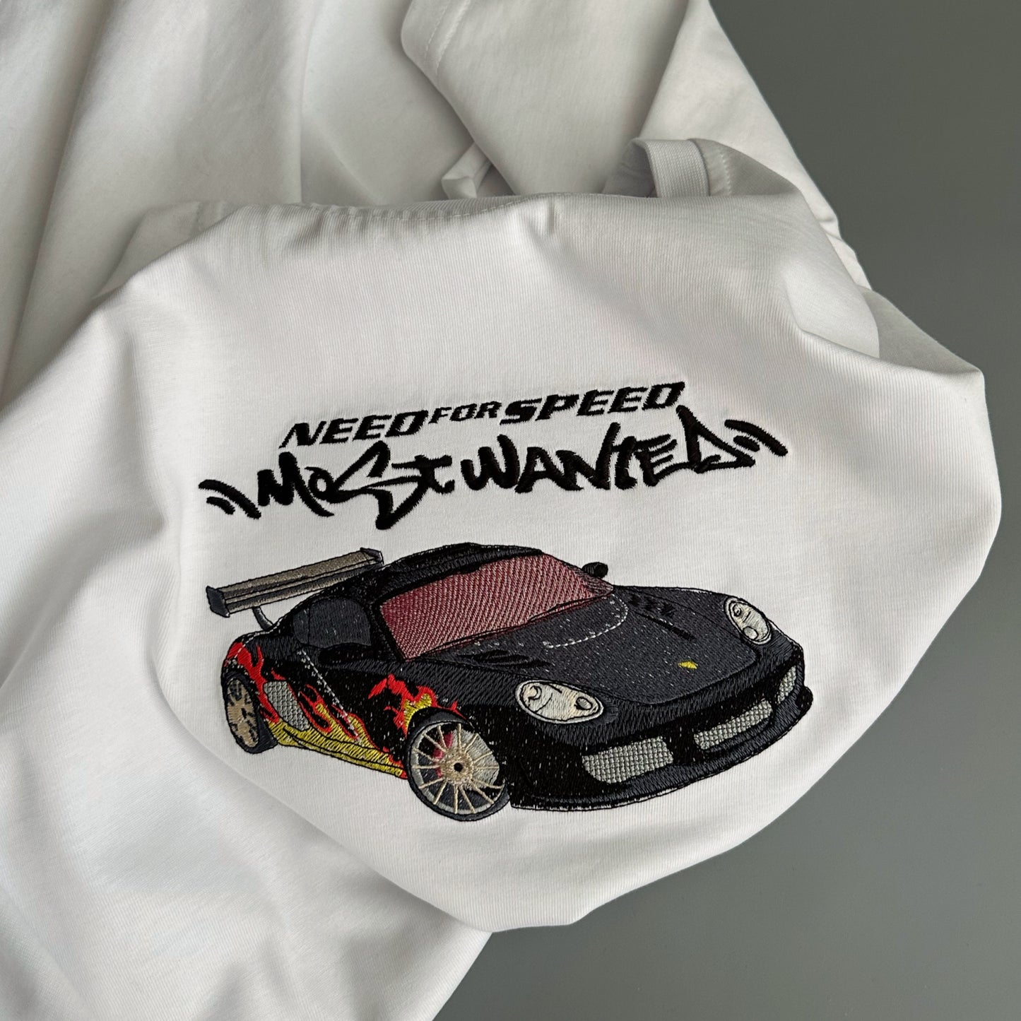 №10 NFS HOODIE