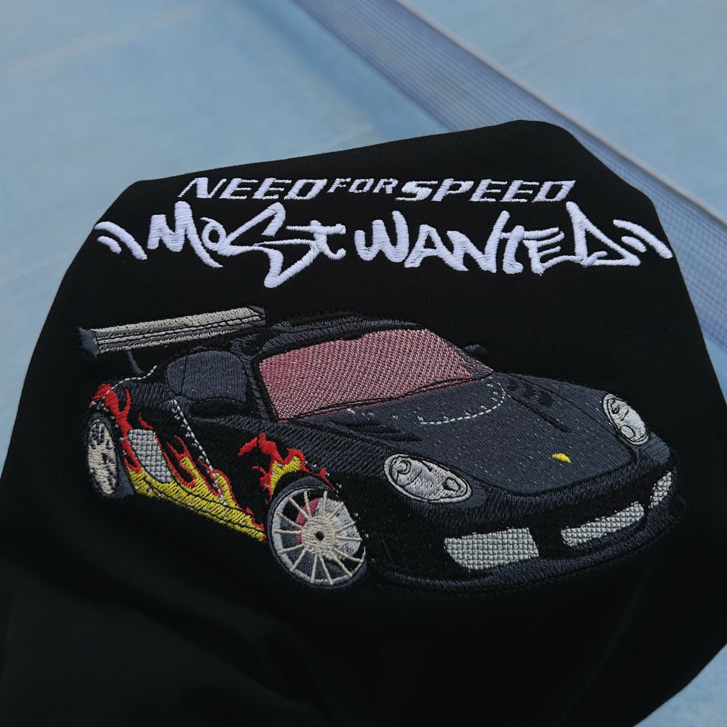 №10 NFS HOODIE