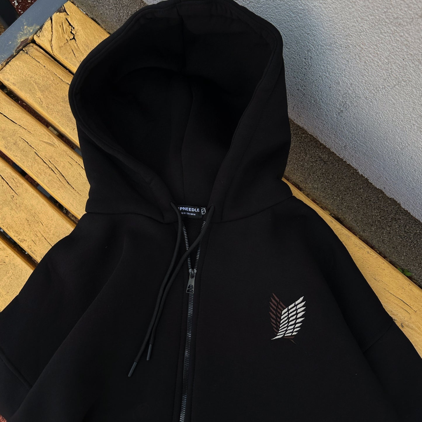 SKULL ZIP-HOODIE