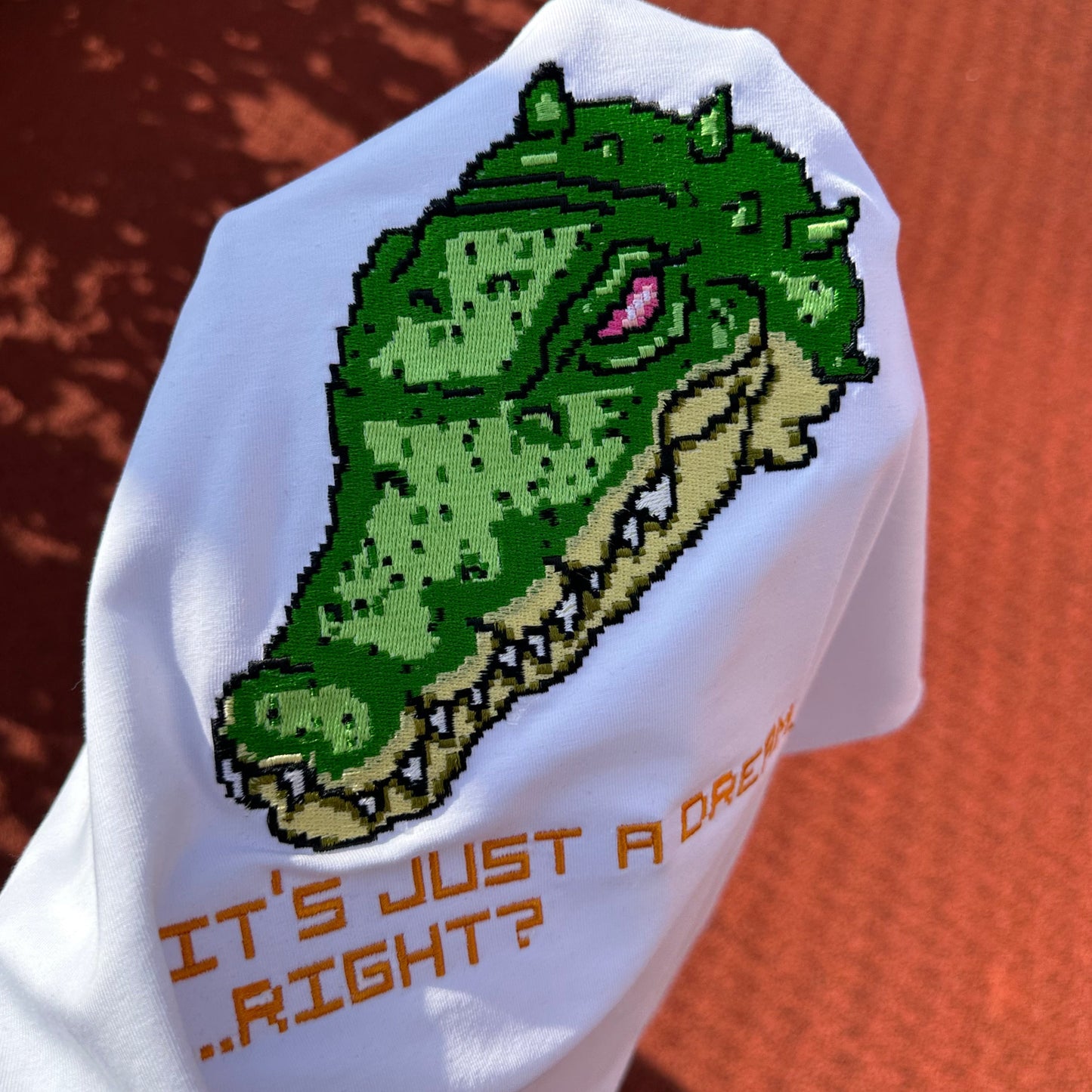 Jones tee
