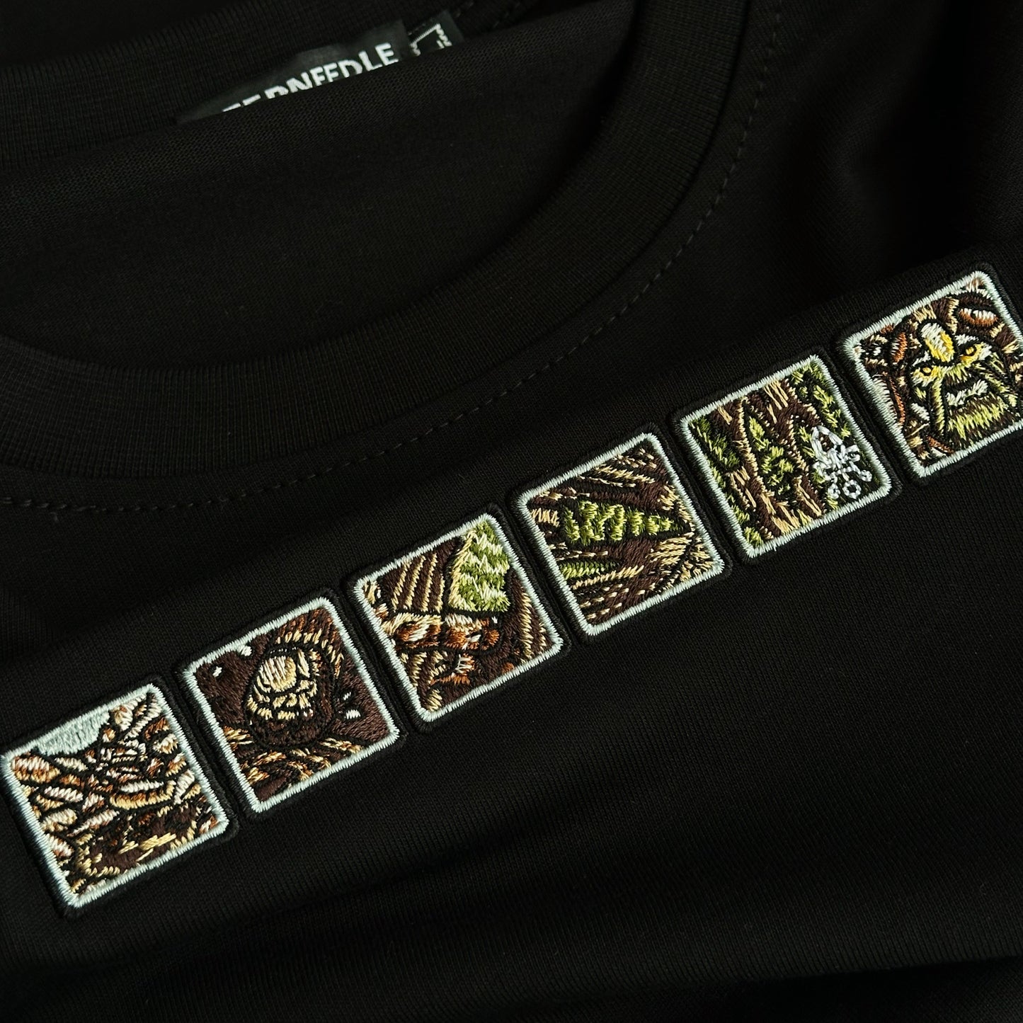 TINY SKILLS TEE