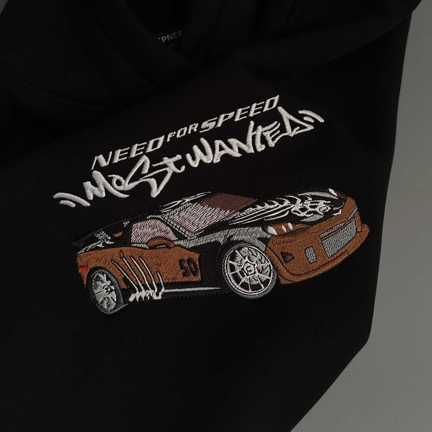 №5 NFS HOODIE