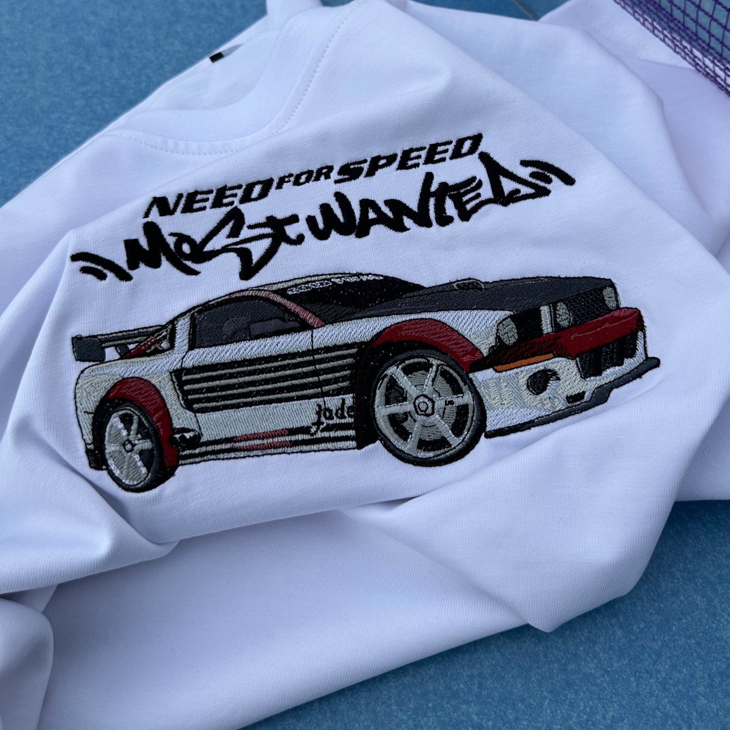 №8 NFS HOODIE