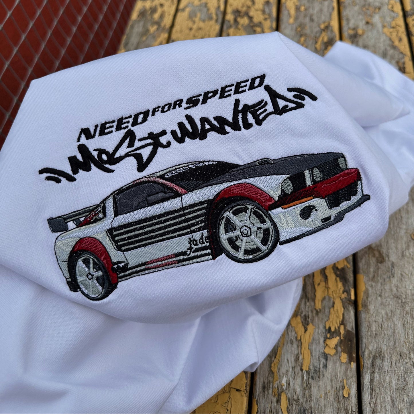 №8 NFS HOODIE