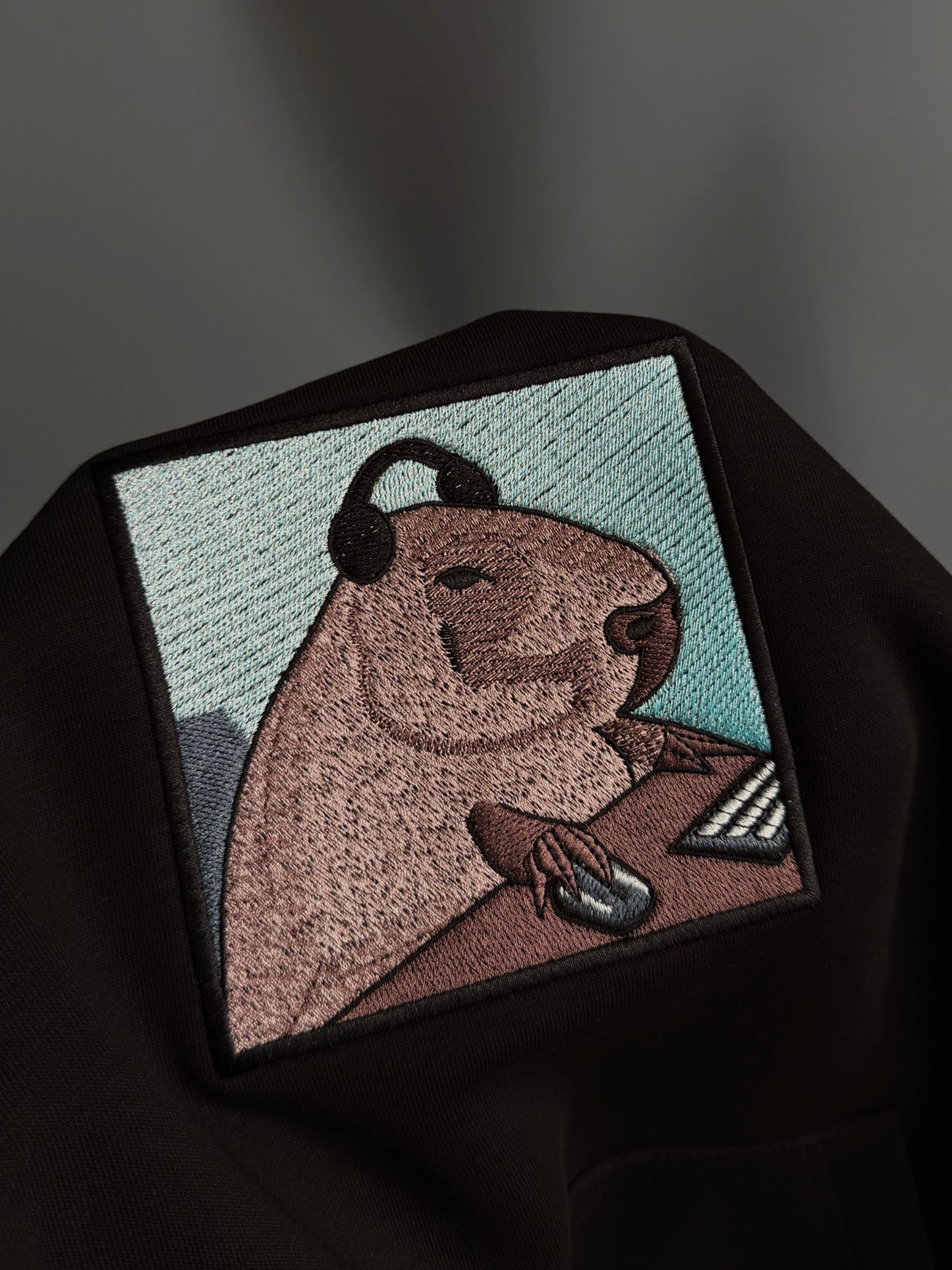 Capybara tee