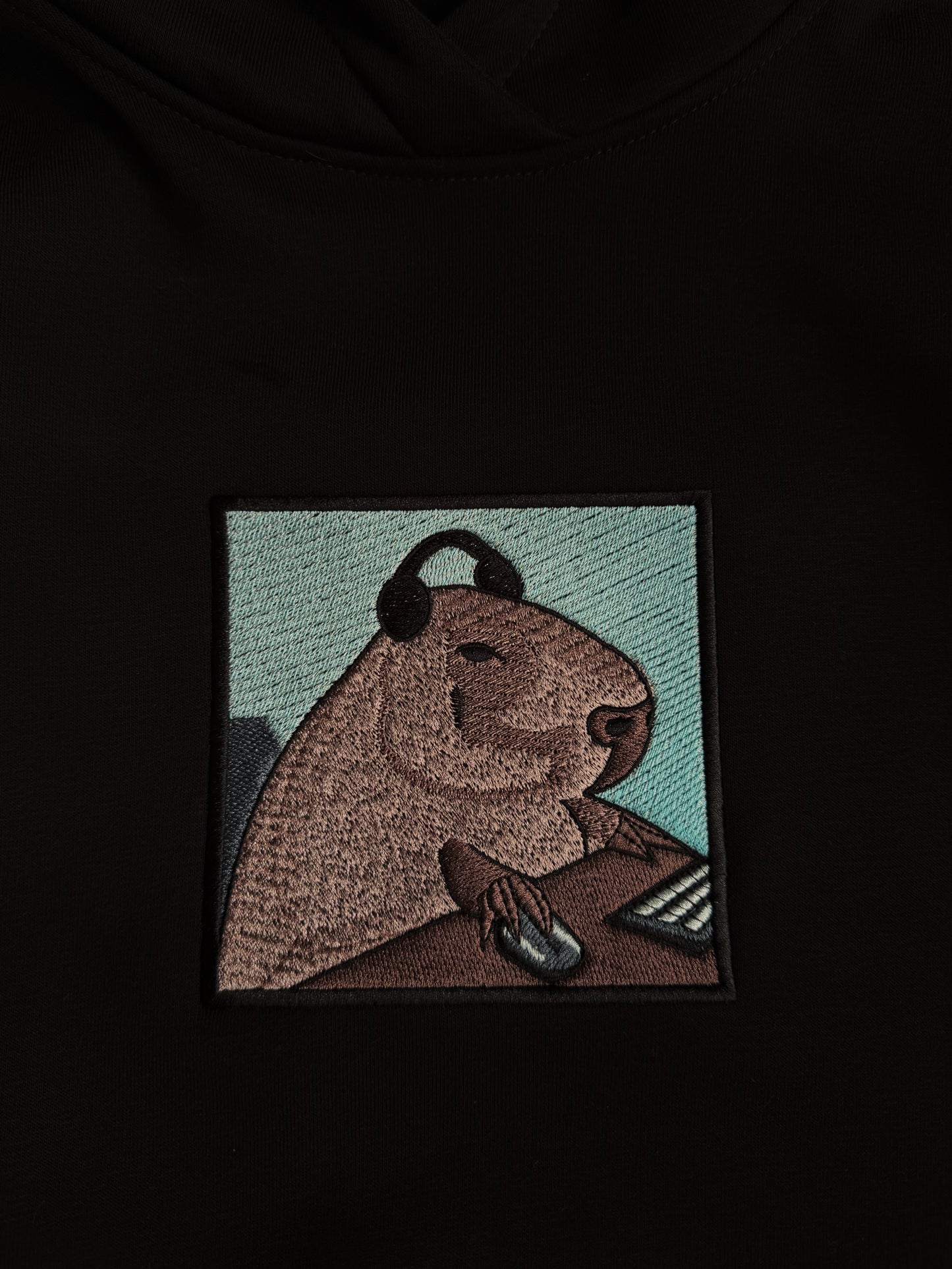 Capybara tee