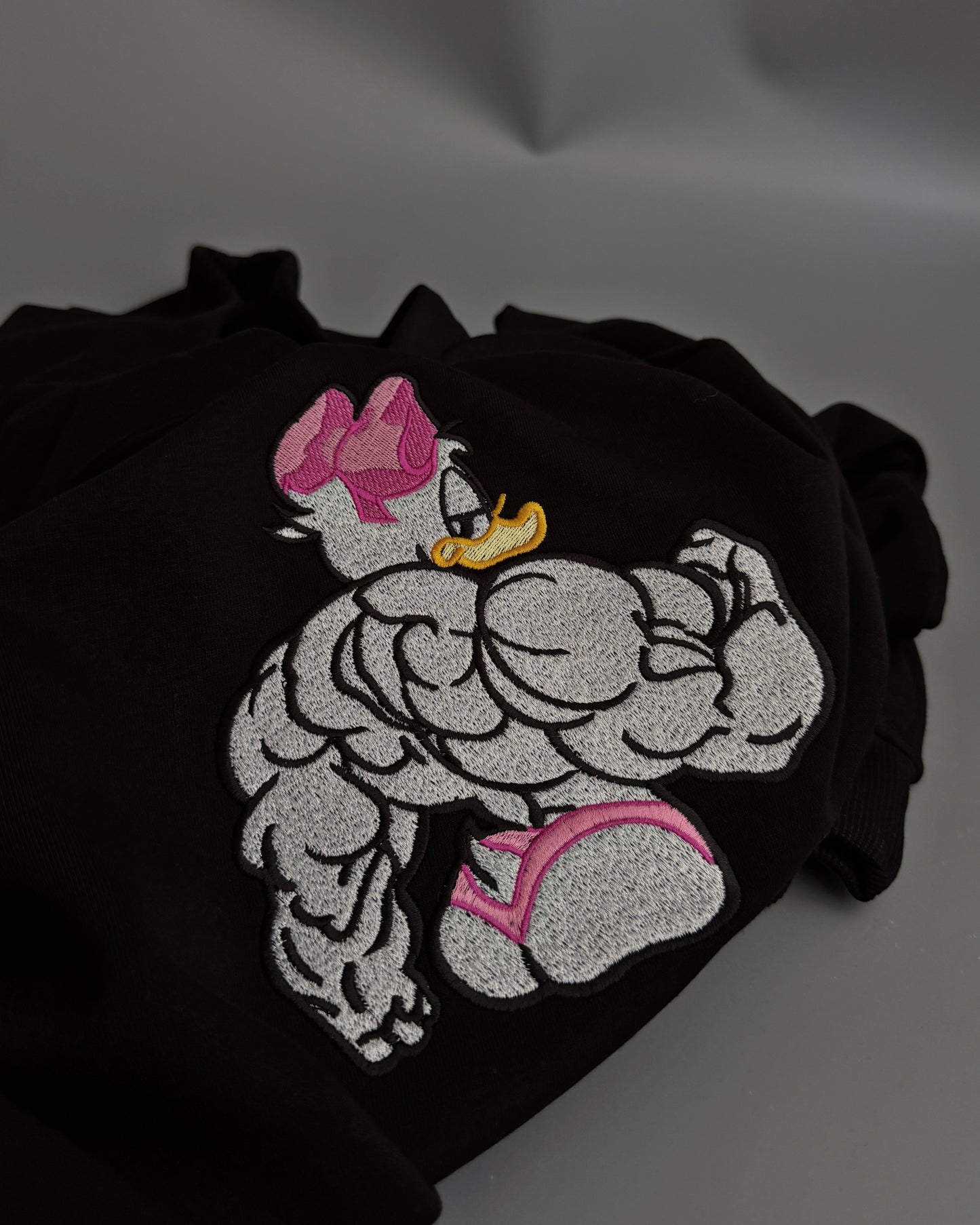 Muscle Webby tee
