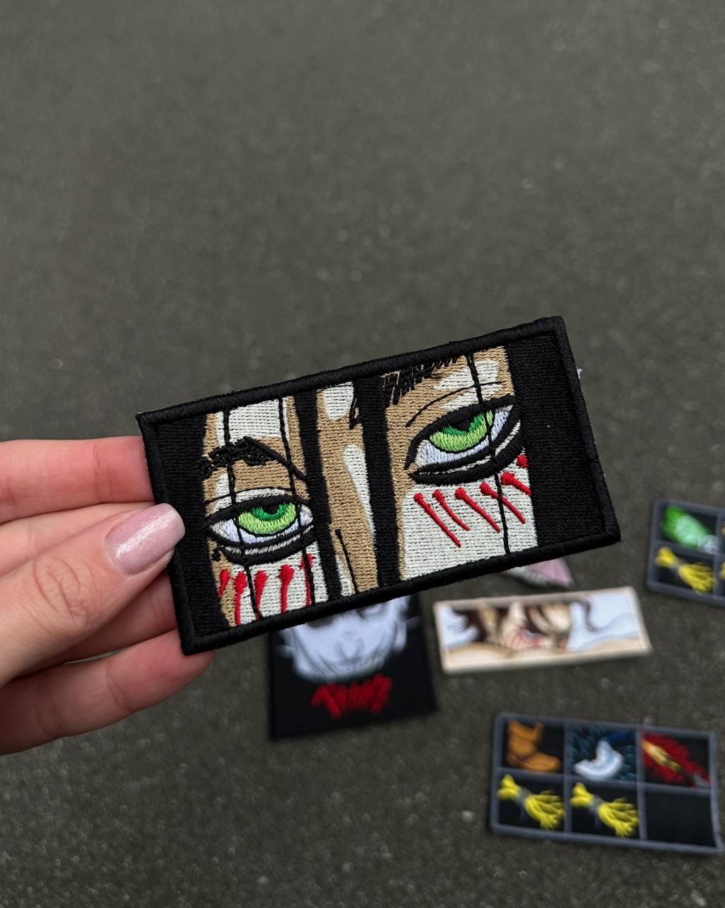 Anime Eyes Embroidered Patch, Manga Style Green Eye Applique, Otaku Gift for Jackets