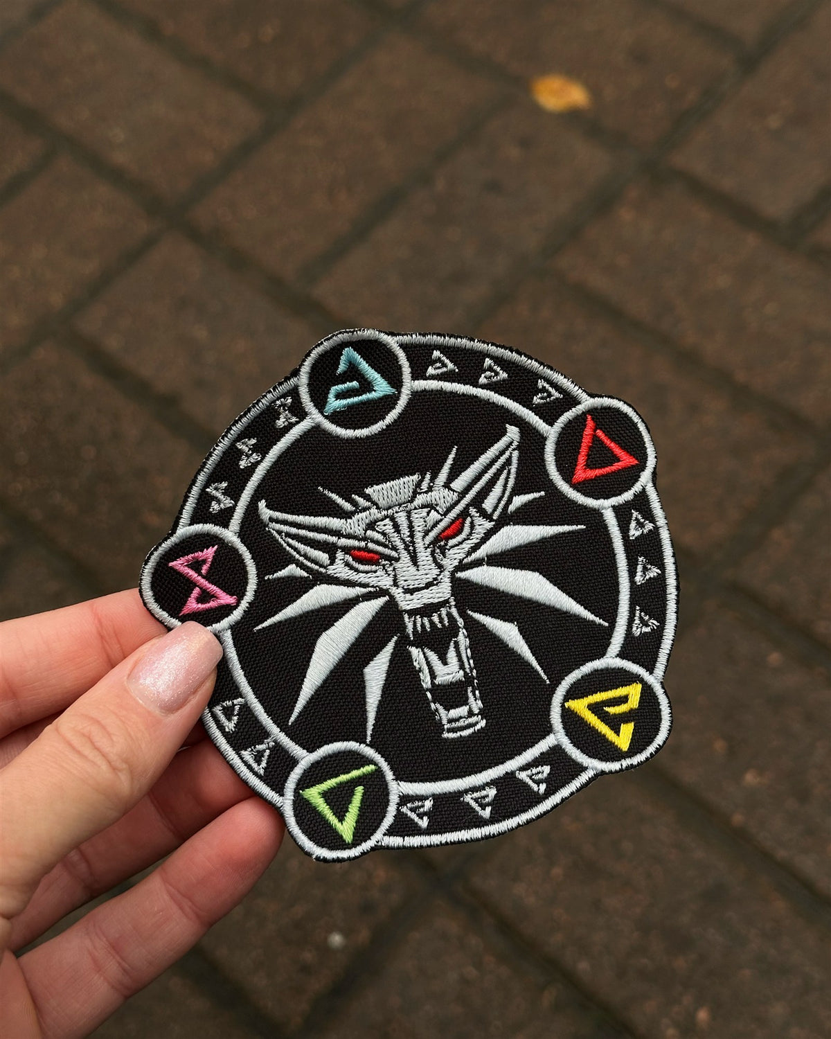 Wolf School Medallion Embroidered Patch – The Witcher