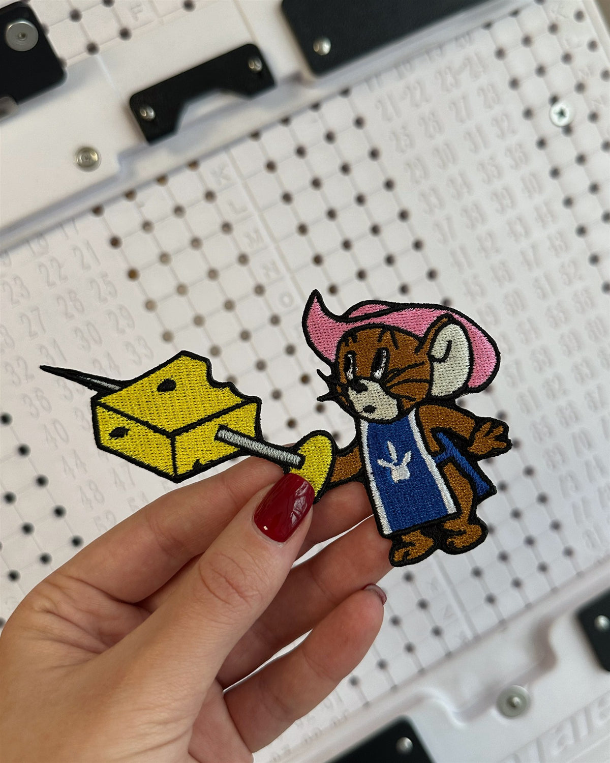 Musketeer Mouse with Cheese Embroidered Patch – Tom and Jerry
